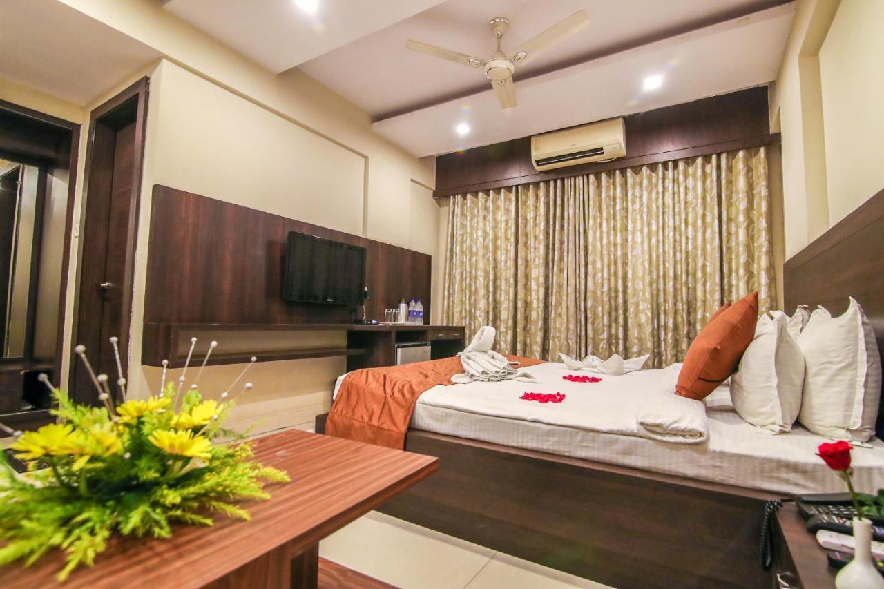 The Mahal Inn Jamshedpur Bagian luar foto