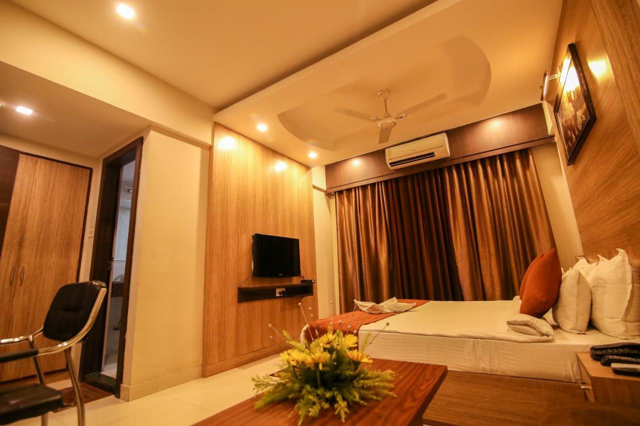 The Mahal Inn Jamshedpur Bagian luar foto
